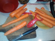 carrots-4-peeling-in-process